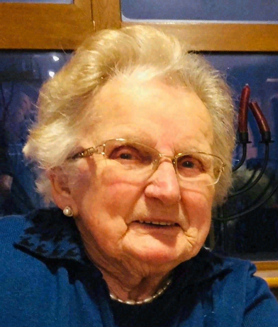 Bernadette (née Hyland) Cousins