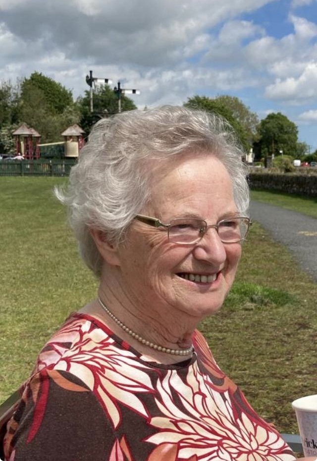 Death Notice of EVELYN HALES (née Gay) (Midleton, Cork) | rip.ie