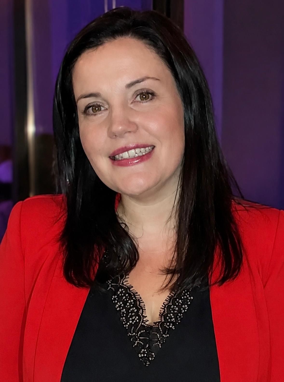 Amanda (née Gordon) Stephens