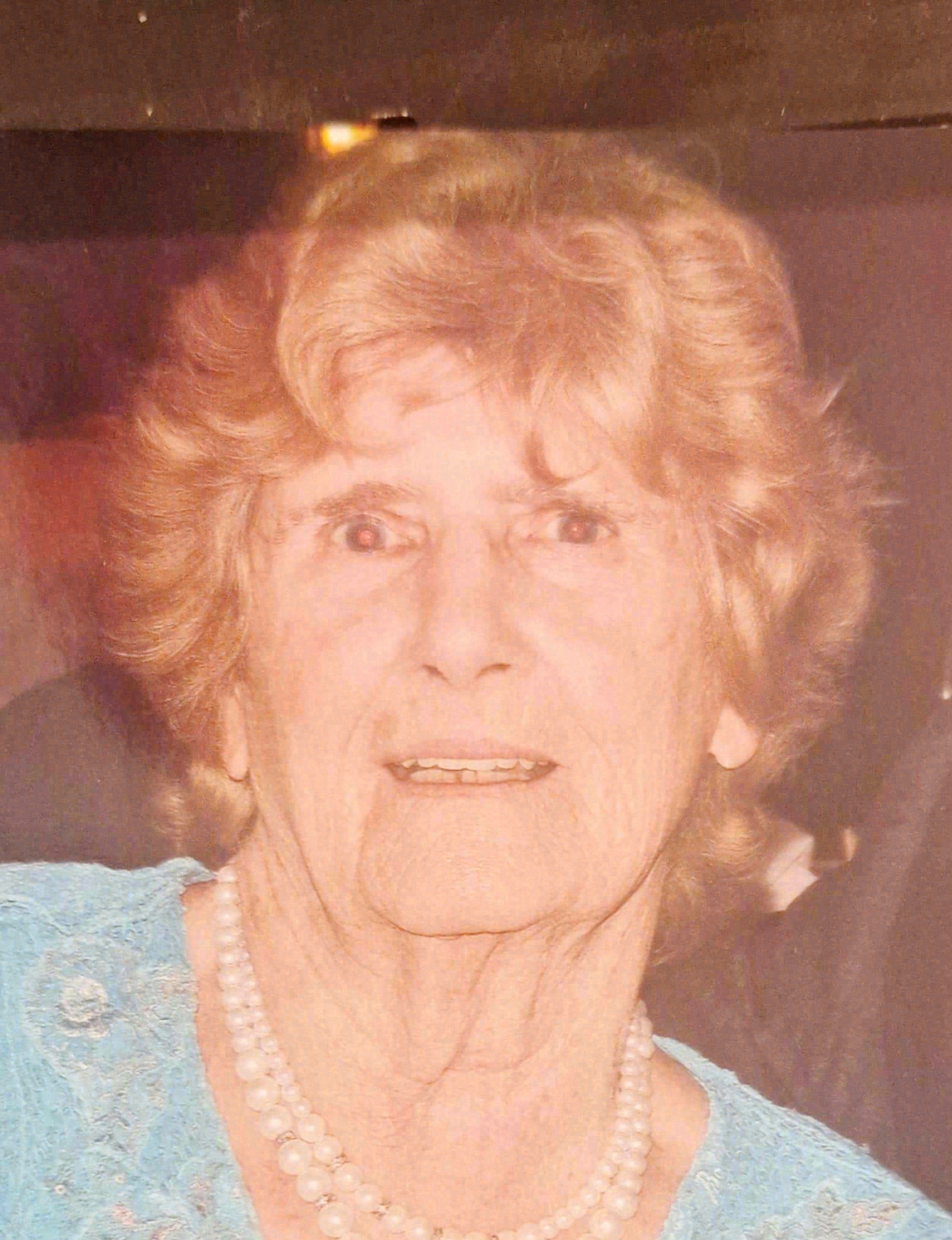 Amy (née Hillman) Bryan