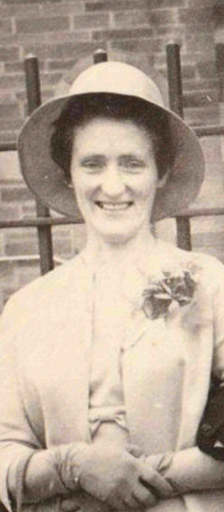 Maureen (Mary Catherine) (née McHugh) BONNAR