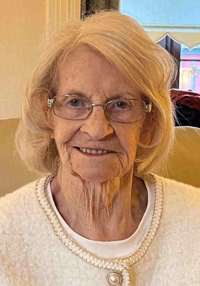 Doris (née Bell) Chubb