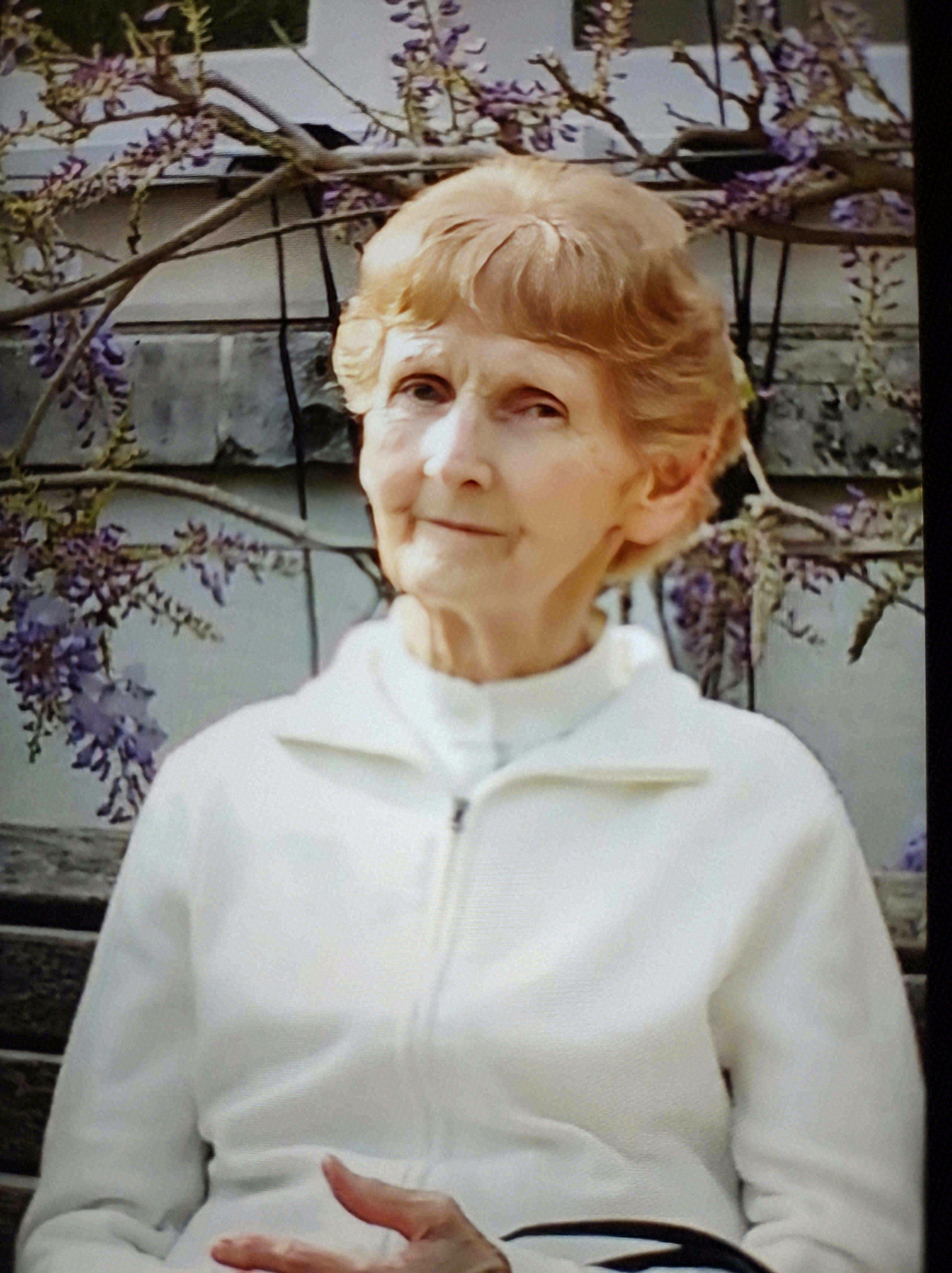 Elizabeth (Betty) (née Byrne) Mulhall