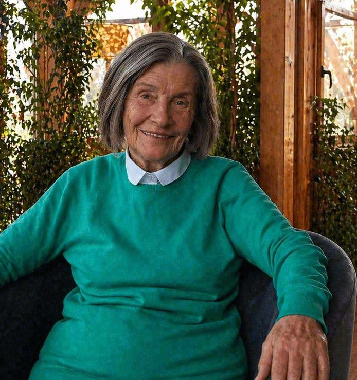 Freda (née McBride) Hayden