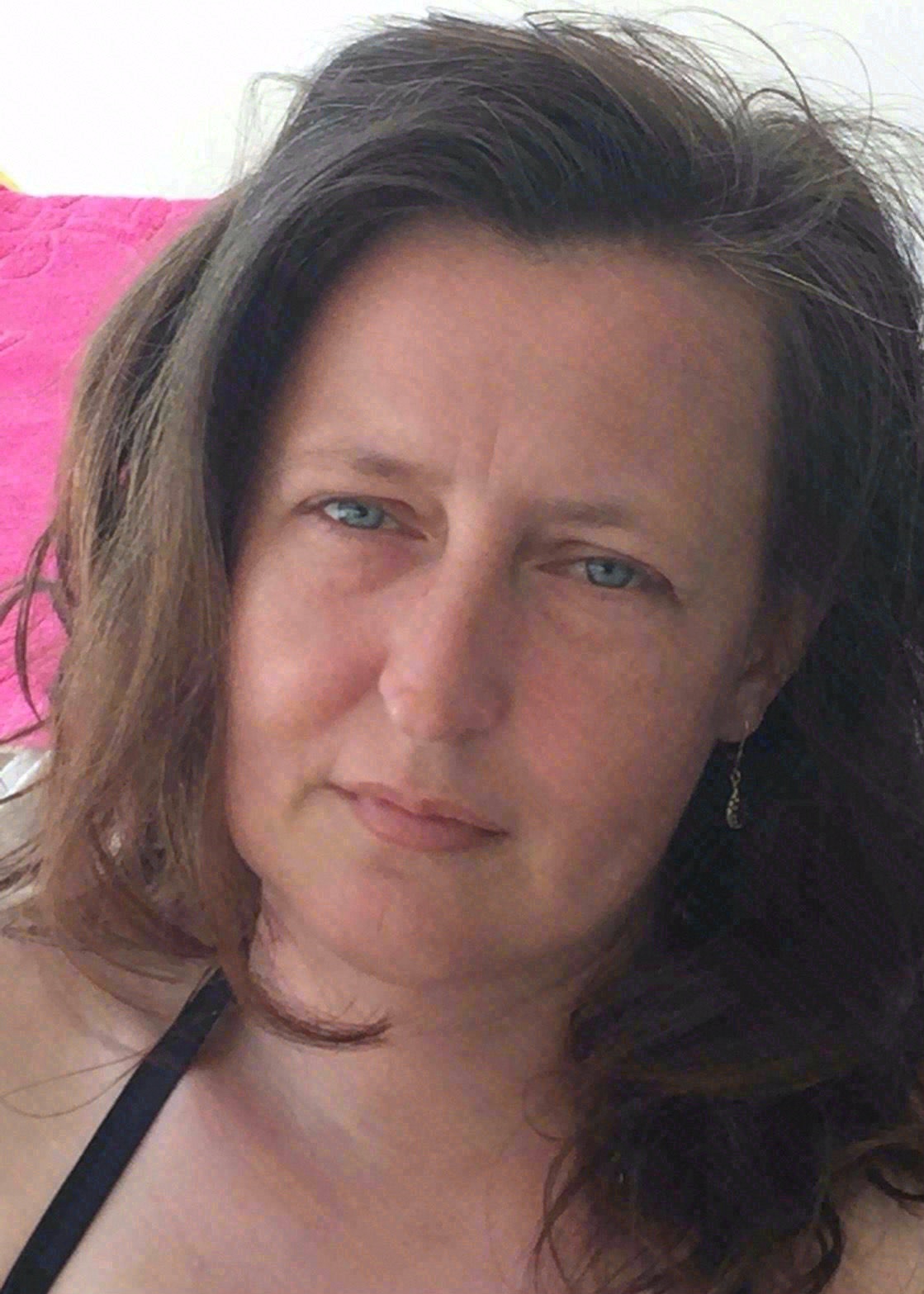 Darina (née Holystova) HORVATHOVA