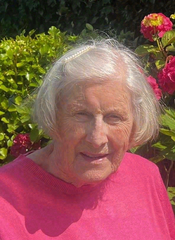 Ann (née Mooney) Johnston