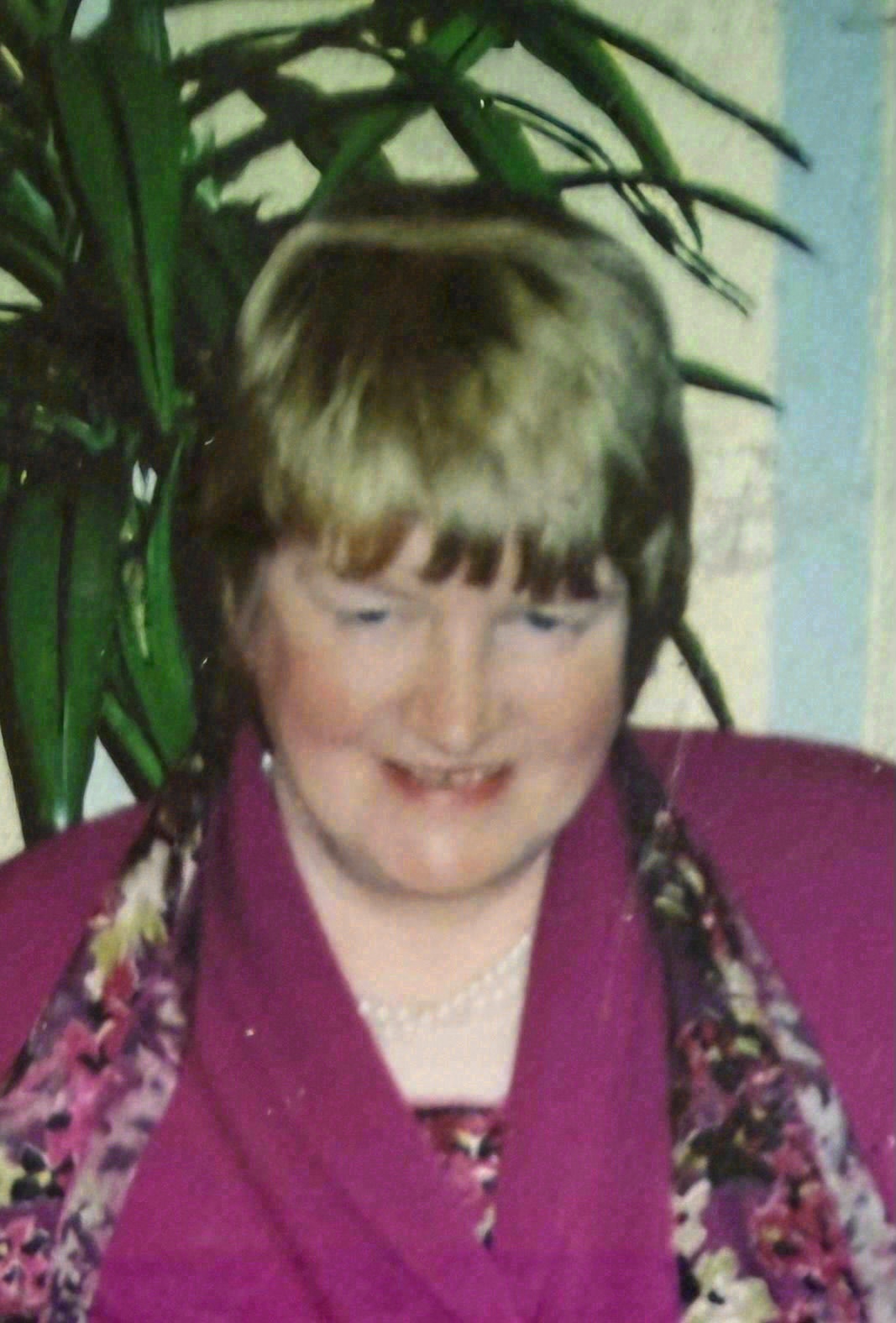 Eileen (née Touhy) HURLEY