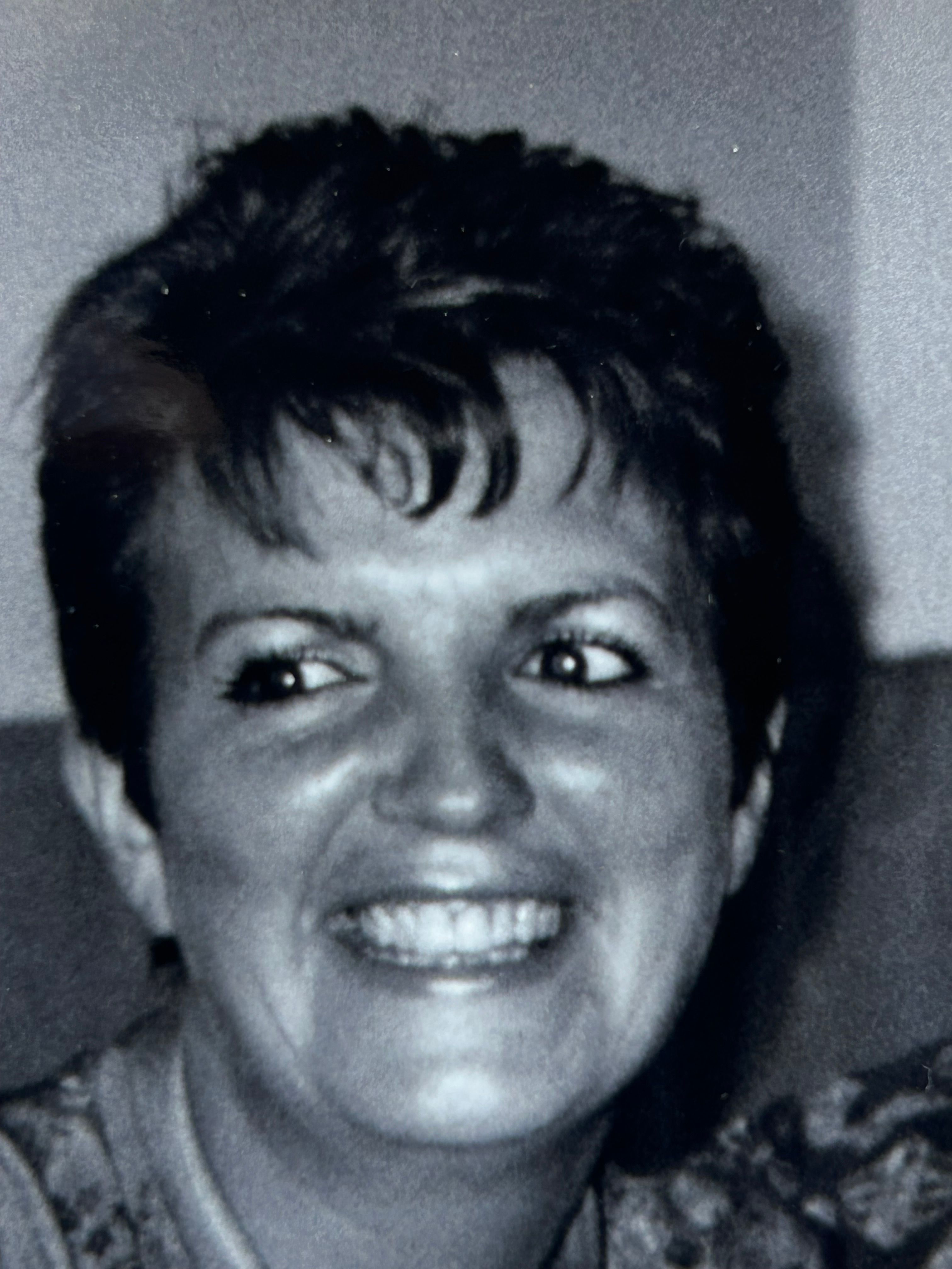 Bernadette (Bernie) (née Grant) DOYLE