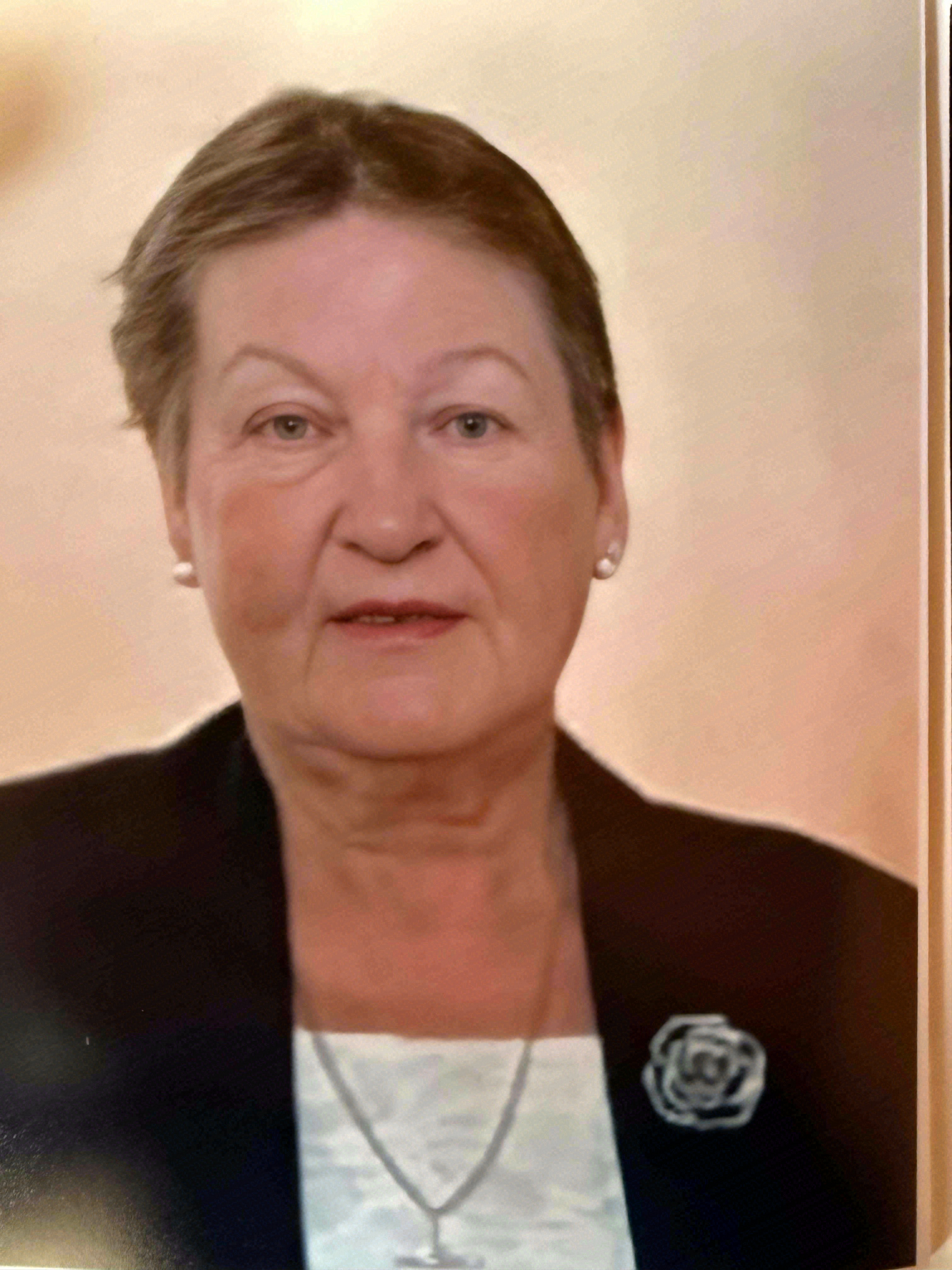 Christina (Tina) (née Burke) Campbell