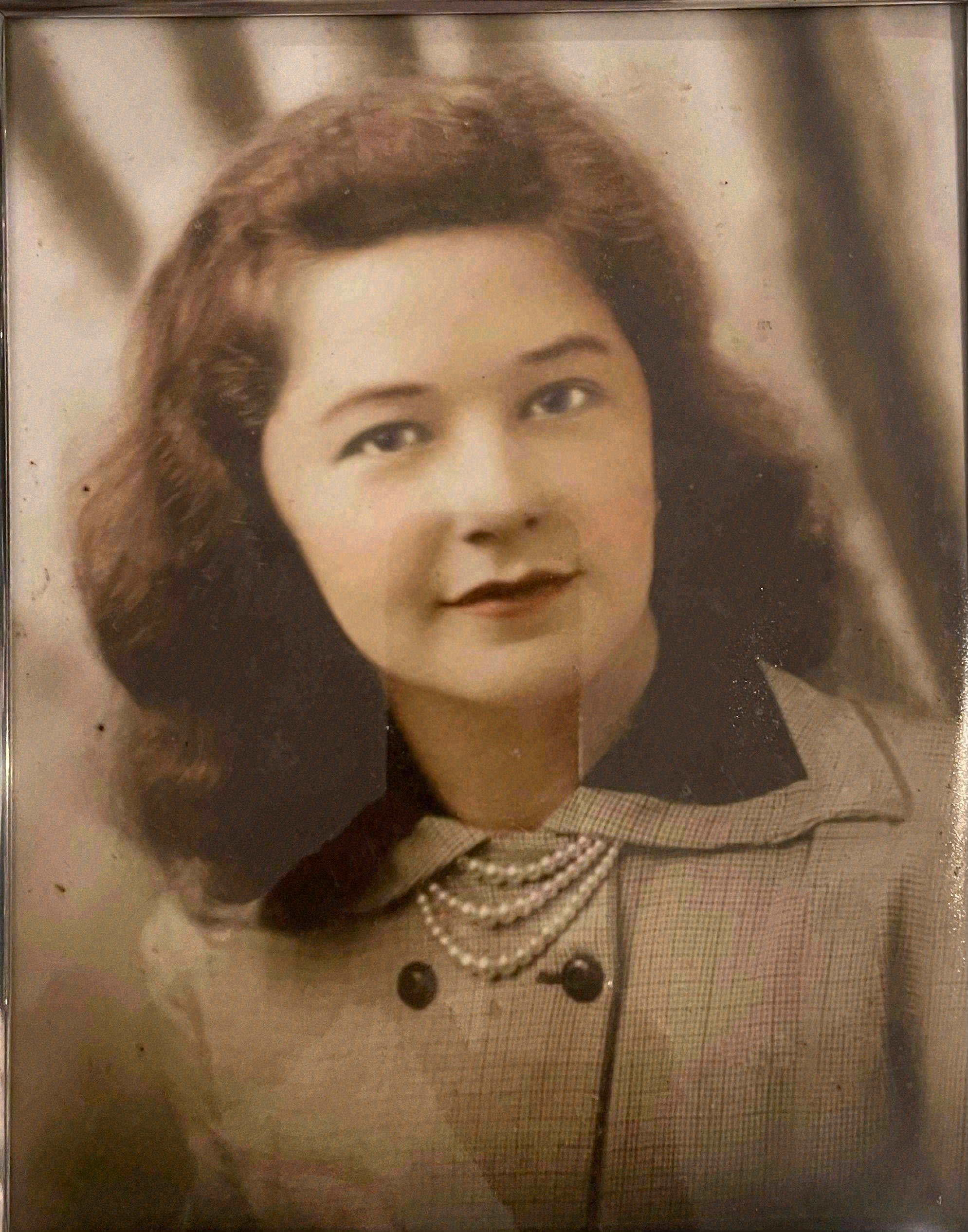 Muriel (née Coleman) Sweeney