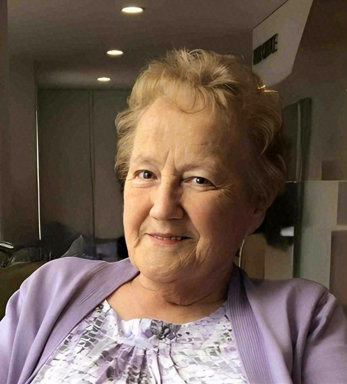 Josie (Josephine) (née Feeney) LUNT