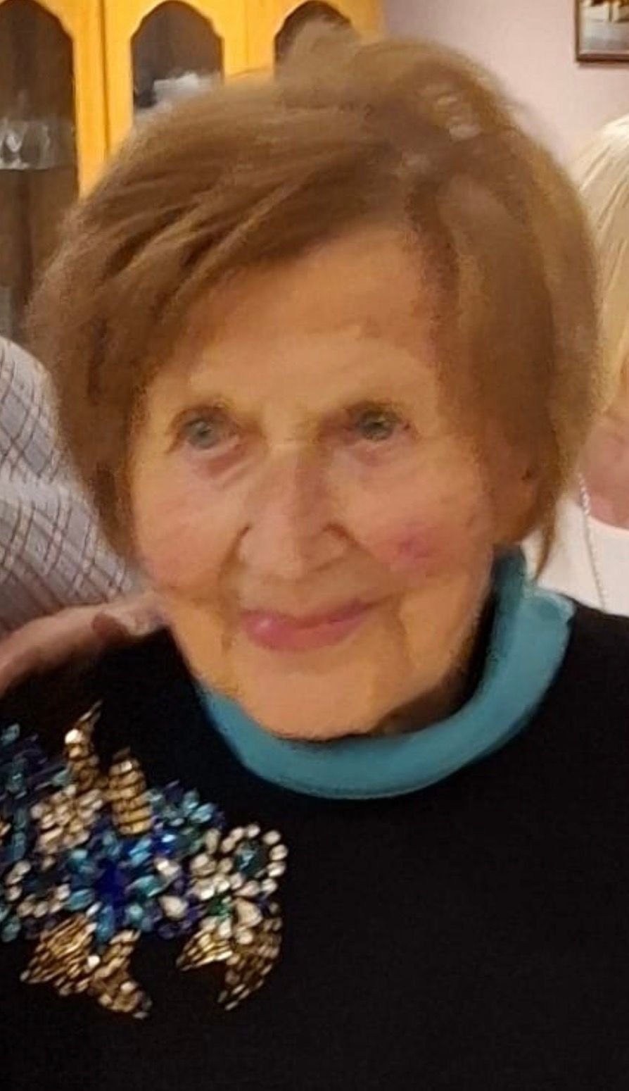 Julianne (née Boland) Fardy