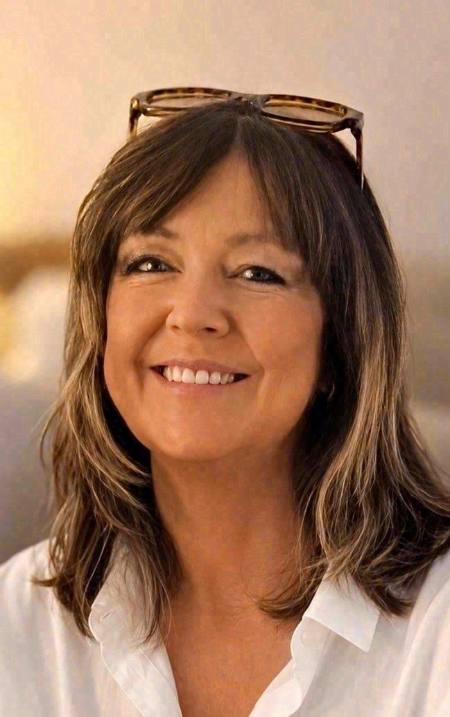 DEIRDRE (DEE) (née Hayes) KEATING