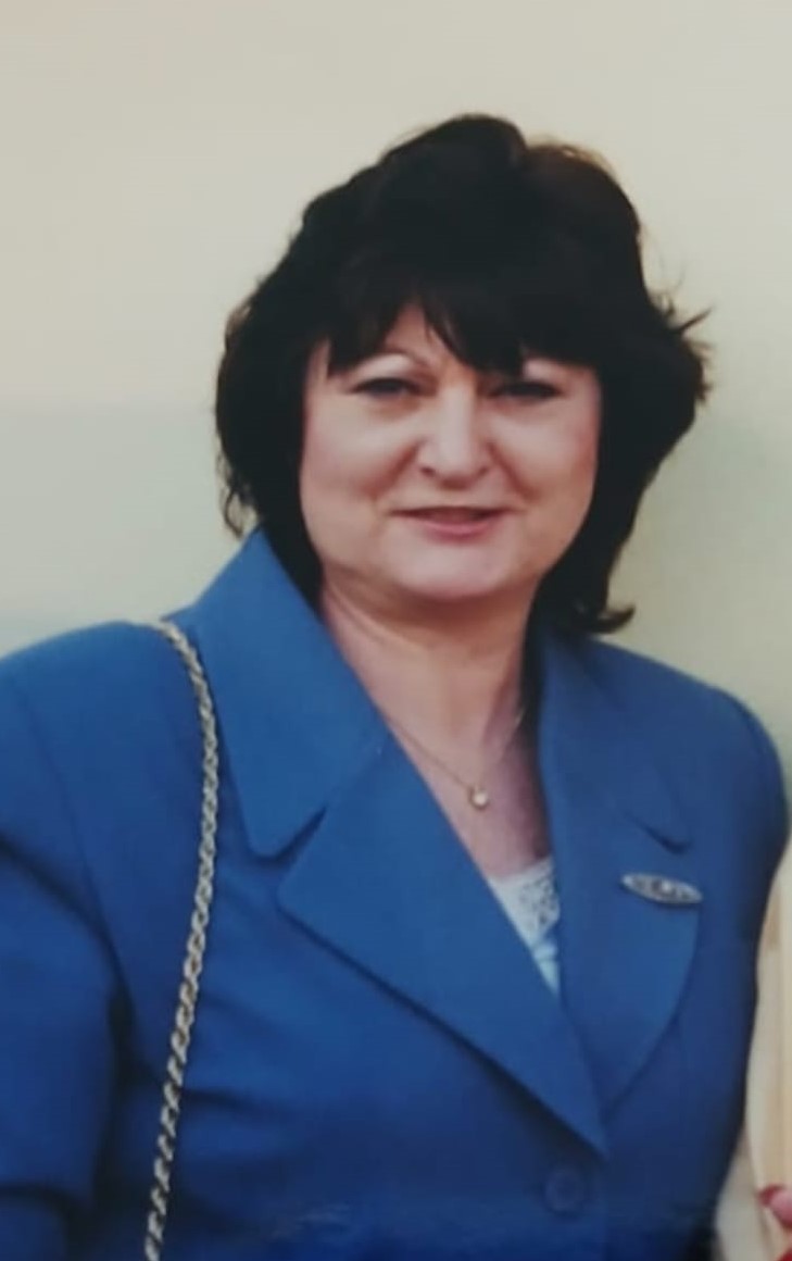 Gretta LOWNEY
