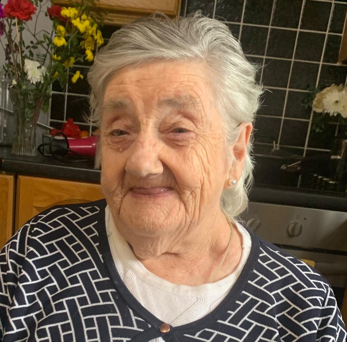 Death Notice of Kathleen Hewitt (née Lynch) (Lifford, Donegal) rip.ie