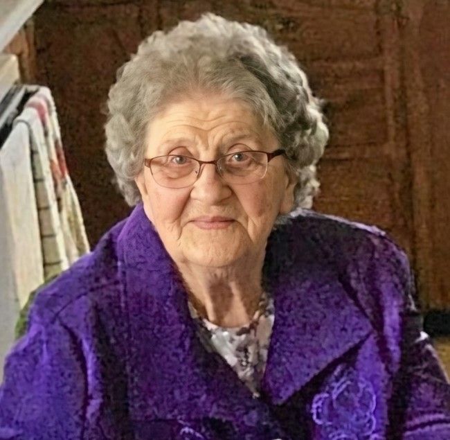 Elizabeth (Lily) (née Graham) McCRIMMON