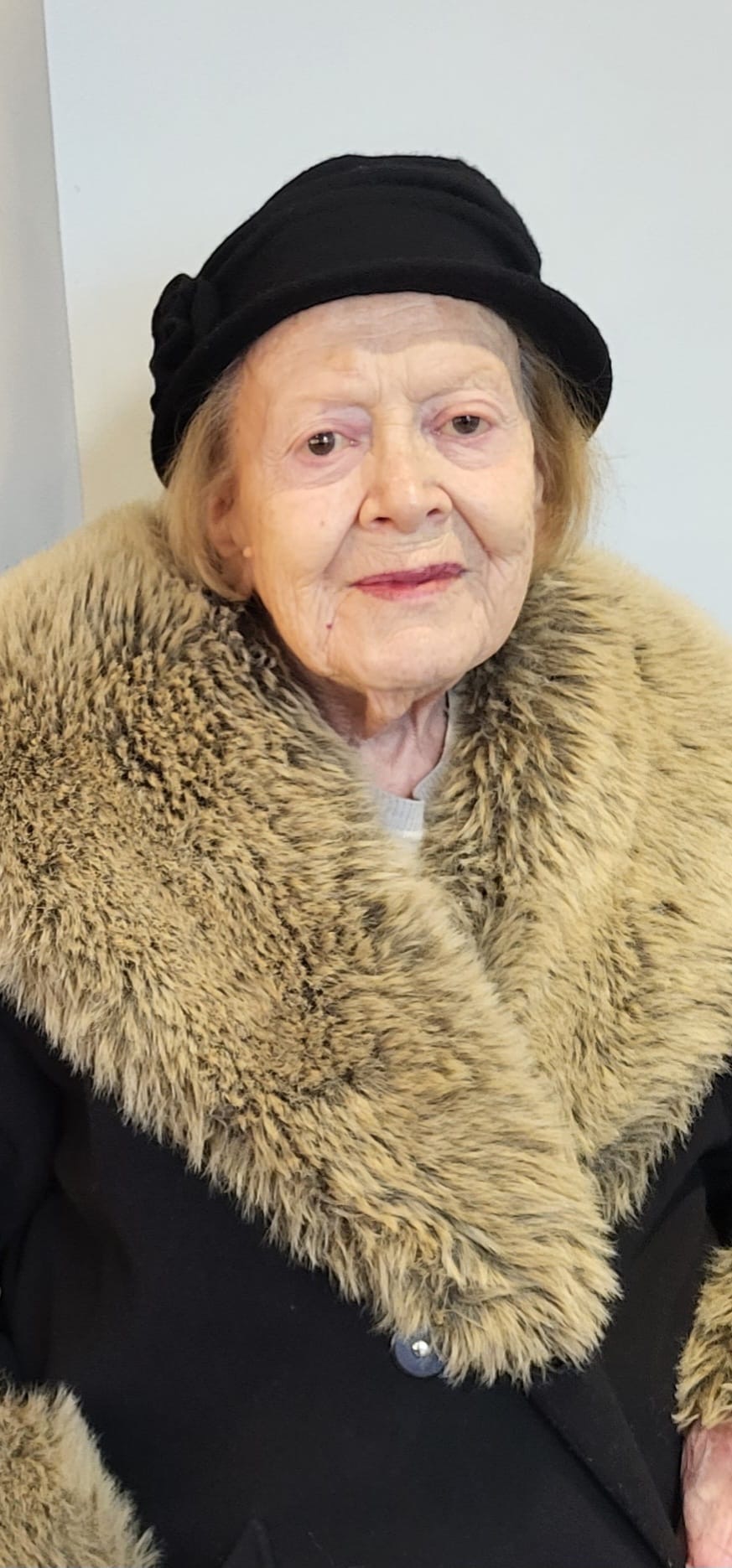 Death Notice of Mary Lambe (née Mulcahy) (Foxrock, Dublin) | rip.ie