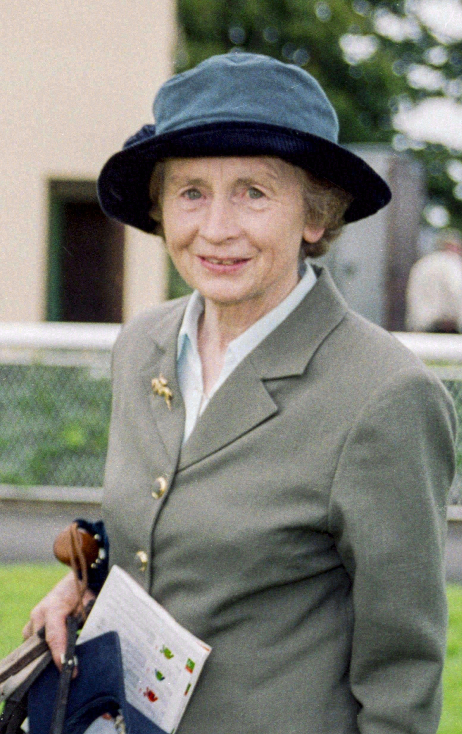 Mary Rose (née Robinson) Hayes