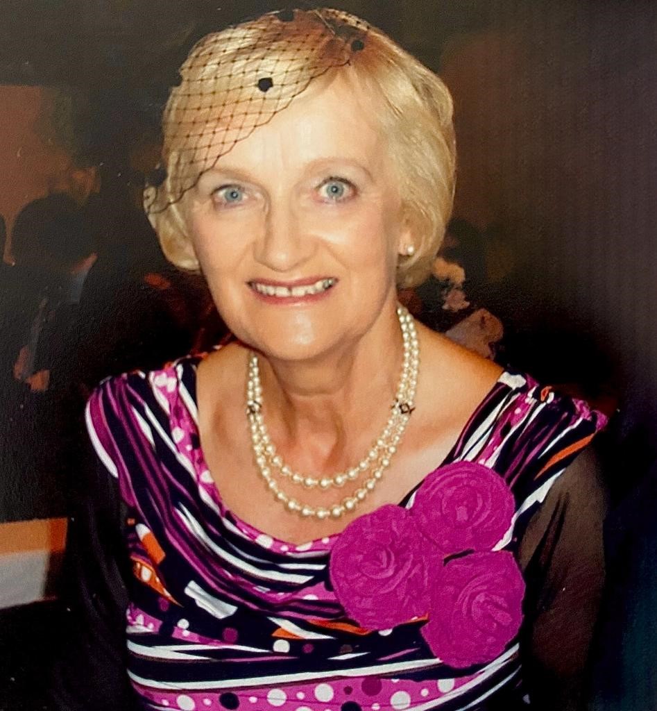 Death Notice of Helen McCarthy (née Tobin) (Douglas, Cork) | rip.ie