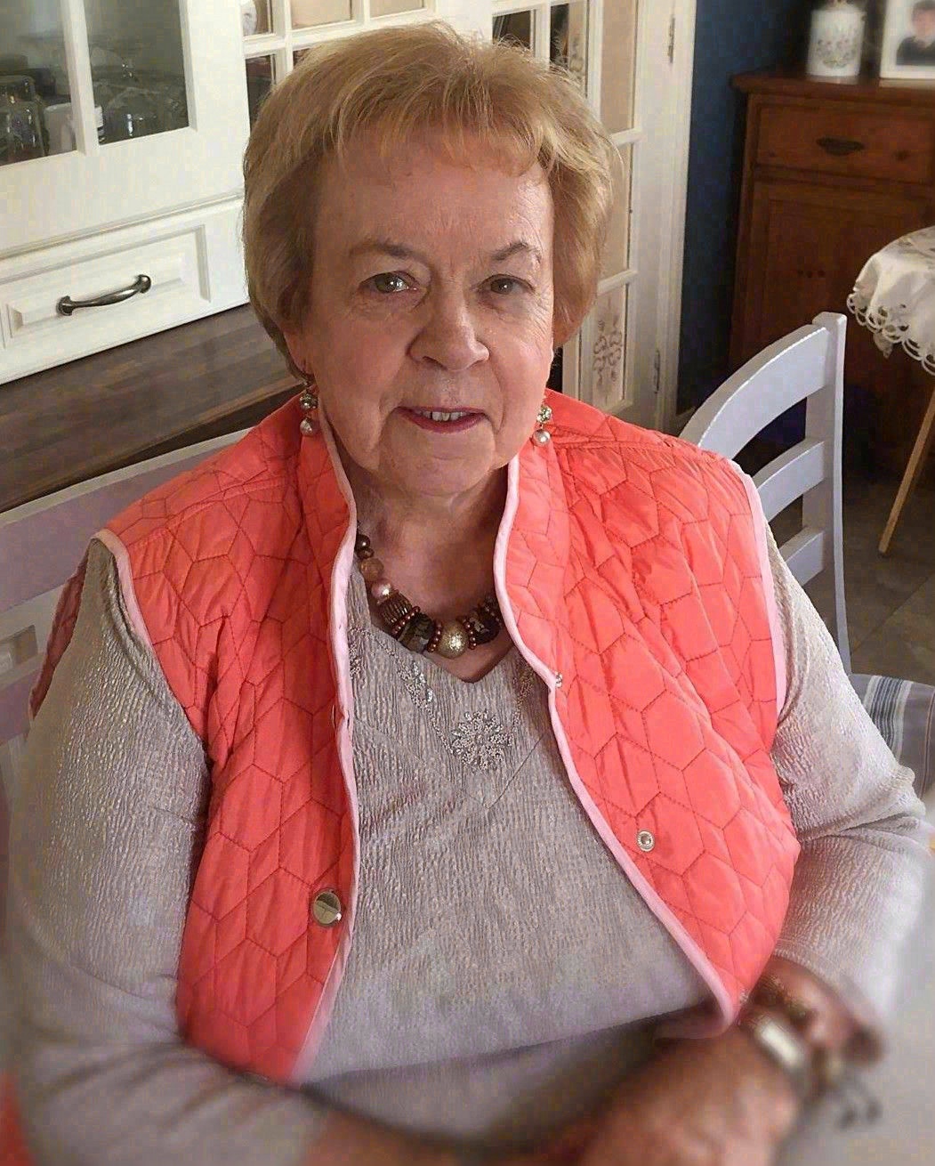 Nancy (née Maguire) Murphy