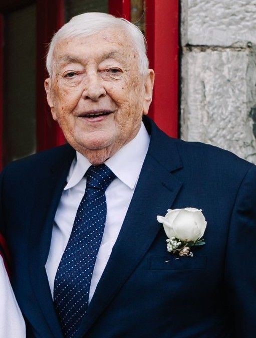 Noel Dee