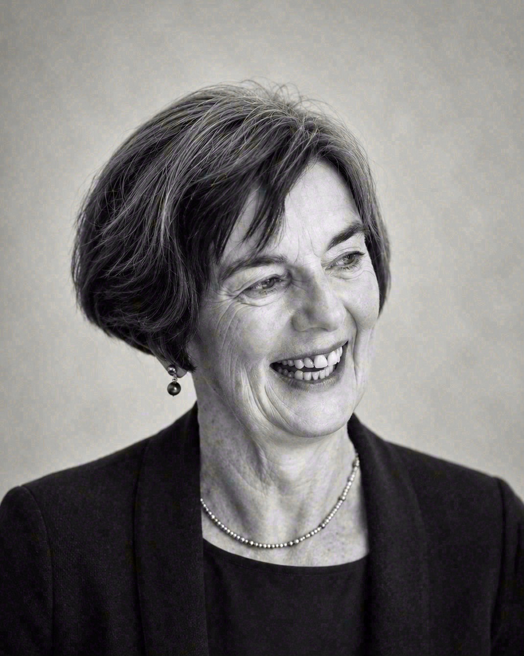 EILEEN (née MOORE) BARRETT