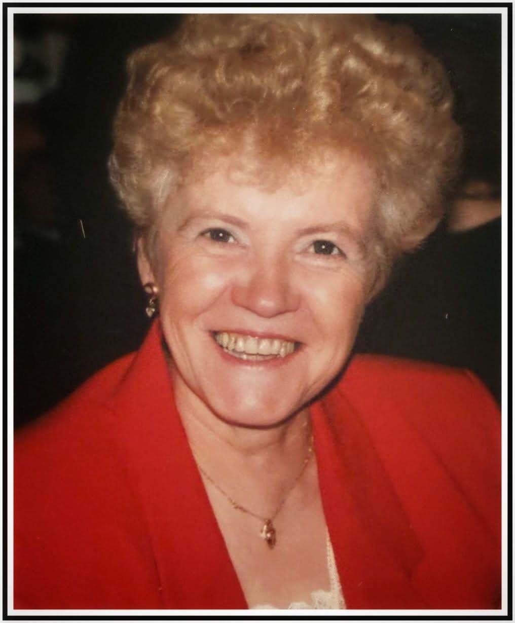 Maureen (Mary) (née O'Connell) Murphy