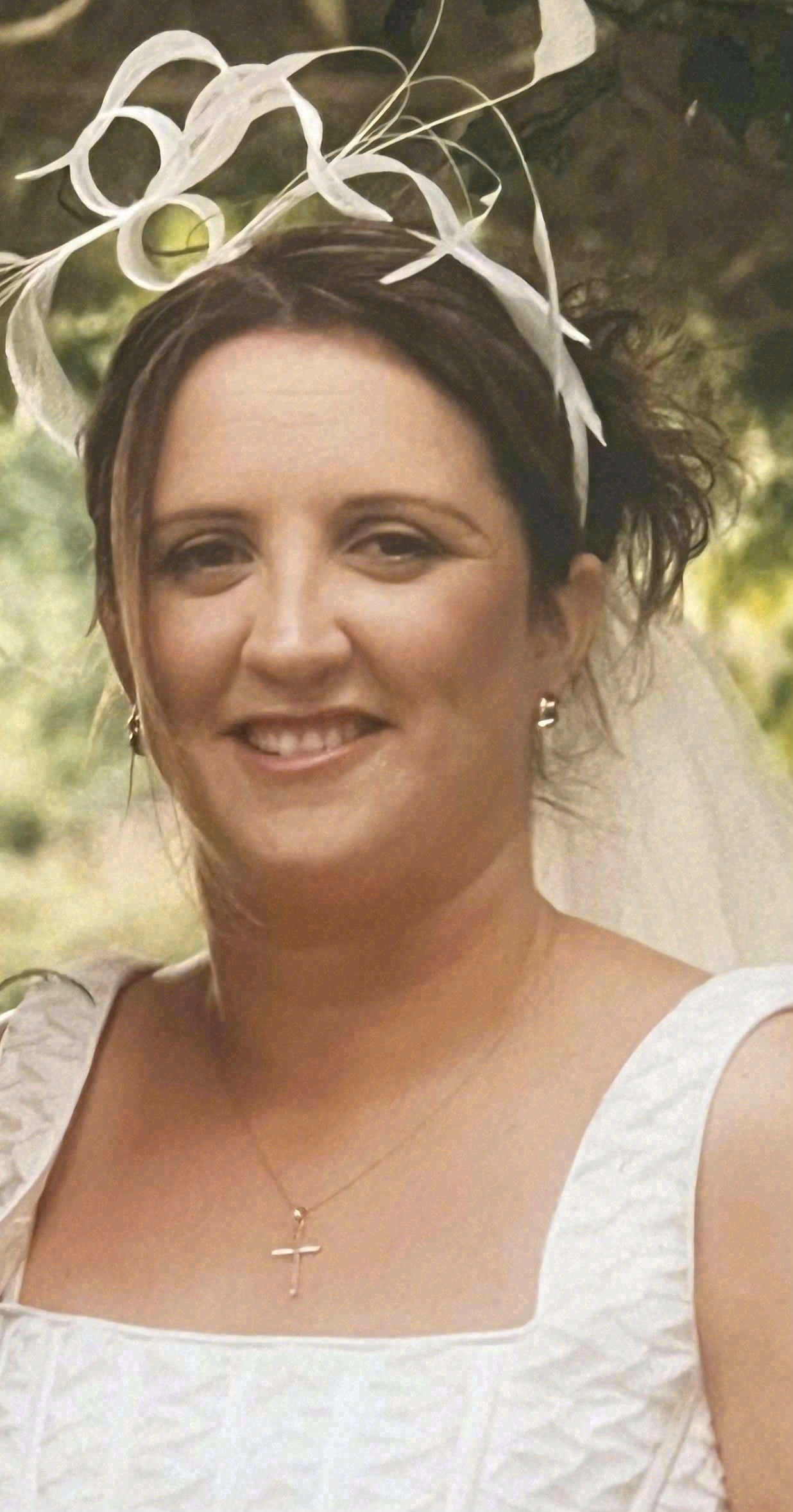 Verona (née Cassidy) Connolly