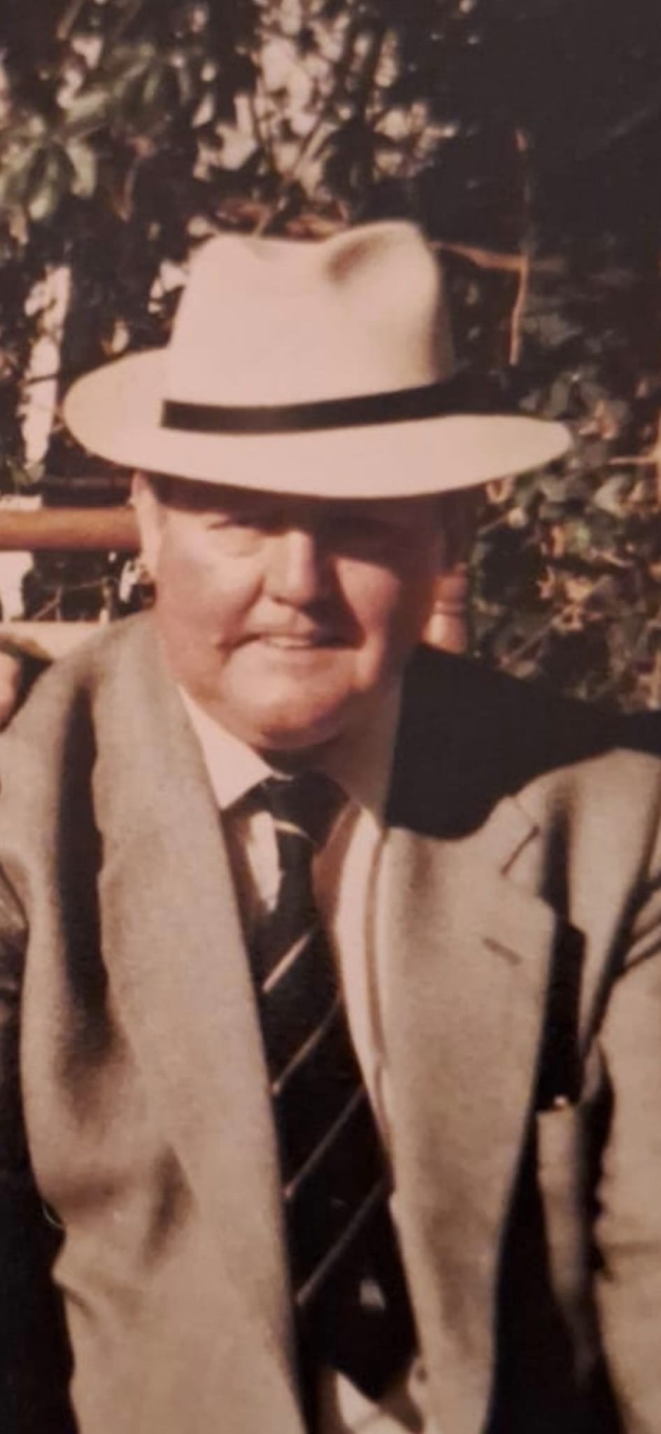 Raymond (Ray) Sheehan Death Notice Portrait