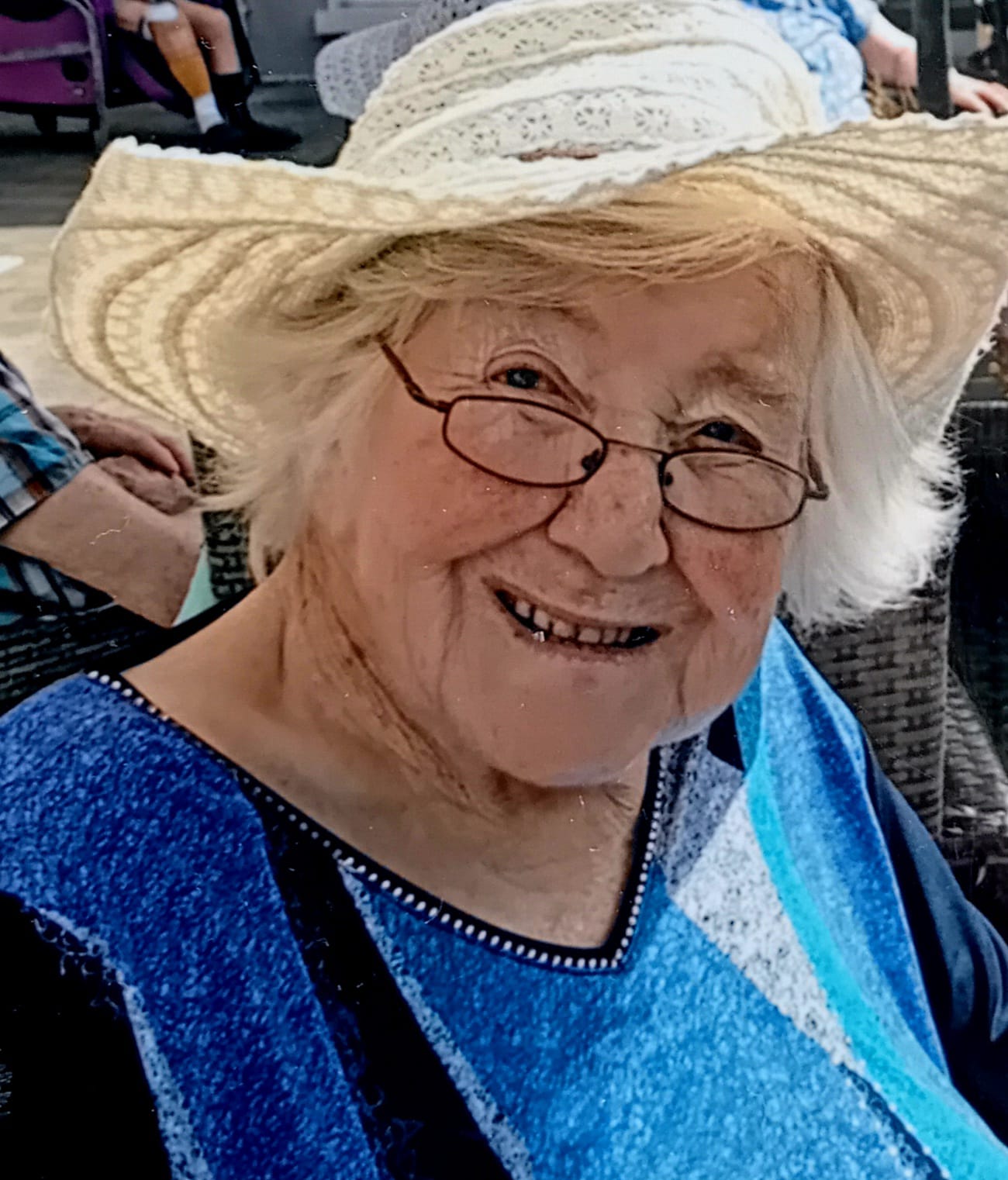 Joan (Hannora) KENNEDY