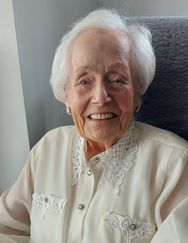 Annie Mc Caul