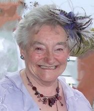 Mae Fox