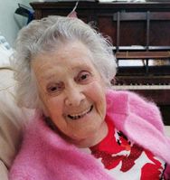 Detta (Grace Bernadette) Scully