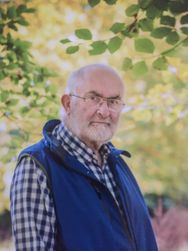 Desmond (Des) McGUIGAN