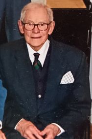 Dr. James Paul HILLIS