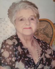 Elizabeth May (Lily) Laing