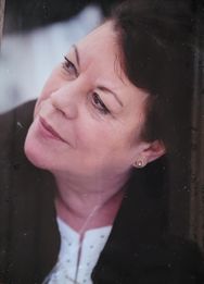 ELIZABETH (BETTY) UPTON