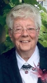 Esther (Queenie) BARNES