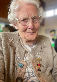 Eva (Harriet Eveleen) SUTTON