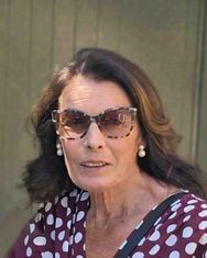 YVETTE TREACY