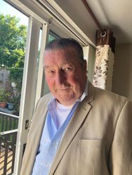 Raymond (Dick) LARKIN