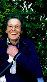 Lizzie (Elizabeth) Cross