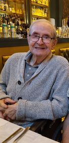 Laurence ( Larry) Lynch