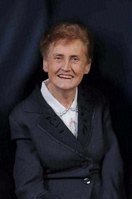 PEARL HALLISSEY