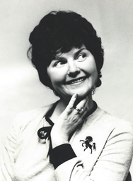 Liz (Elizabeth) Whelan