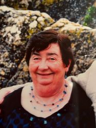 Maureen Walsh (Breathnach)