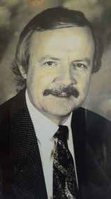 Michael (Mike) Tuthill