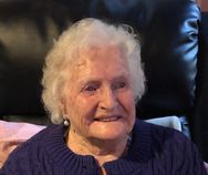Pauline GIBBONS